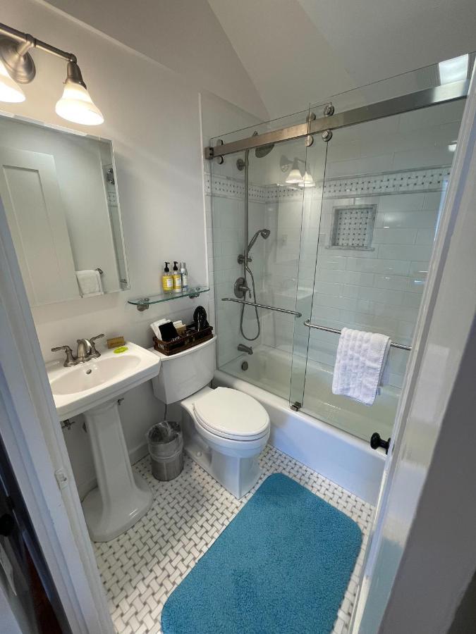 Inn At Cook Street Провинстаун Екстериор снимка