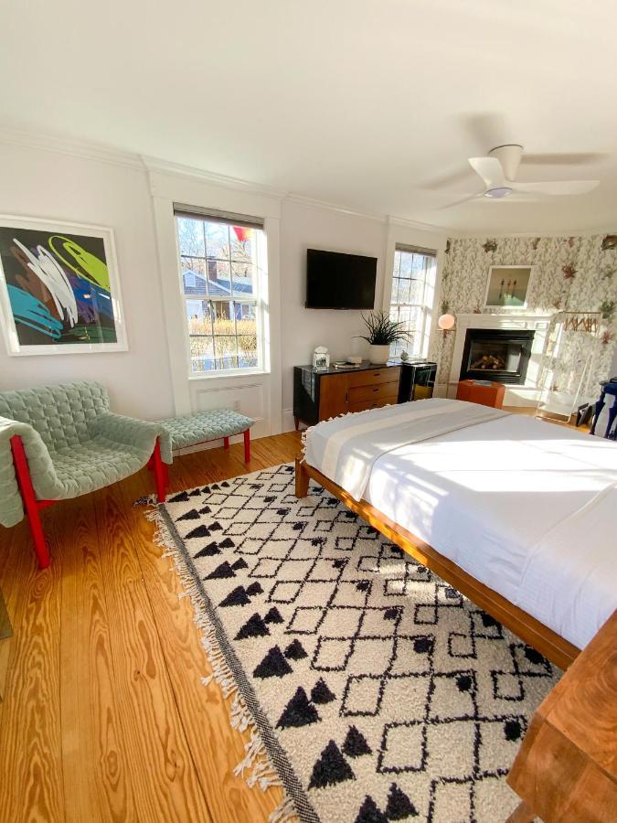 Inn At Cook Street Провинстаун Екстериор снимка