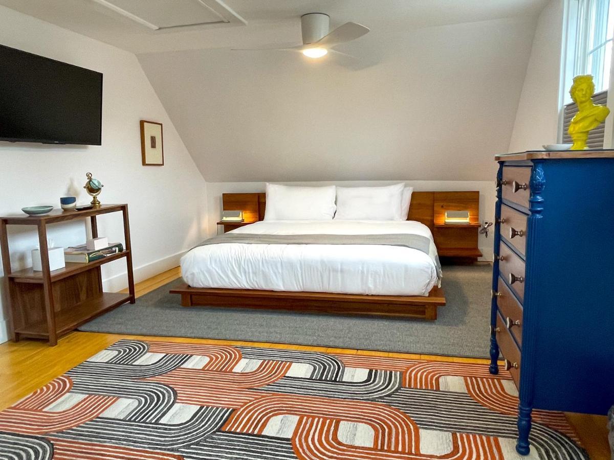 Inn At Cook Street Провинстаун Екстериор снимка