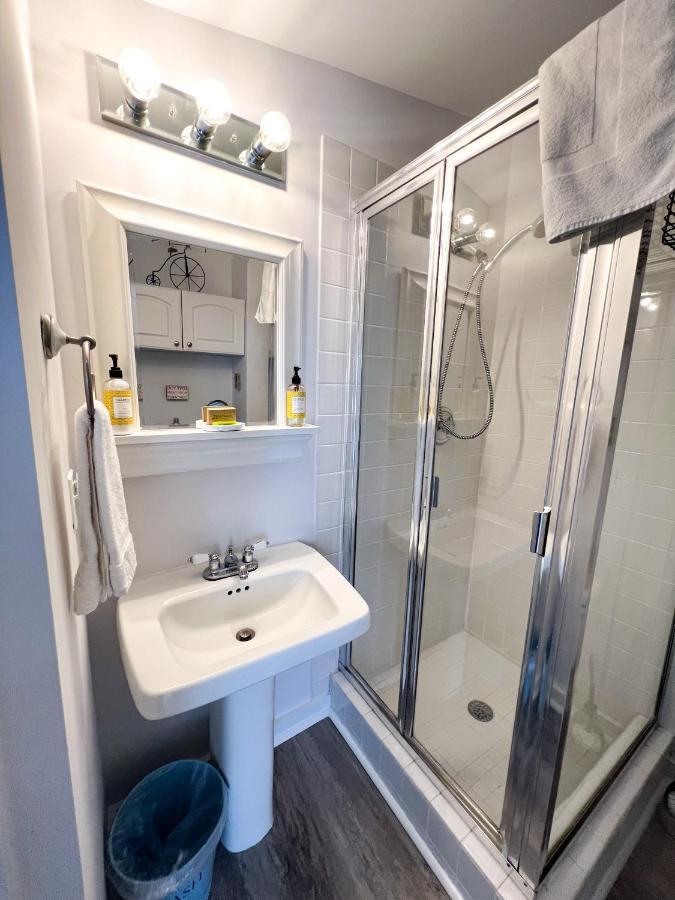 Inn At Cook Street Провинстаун Екстериор снимка