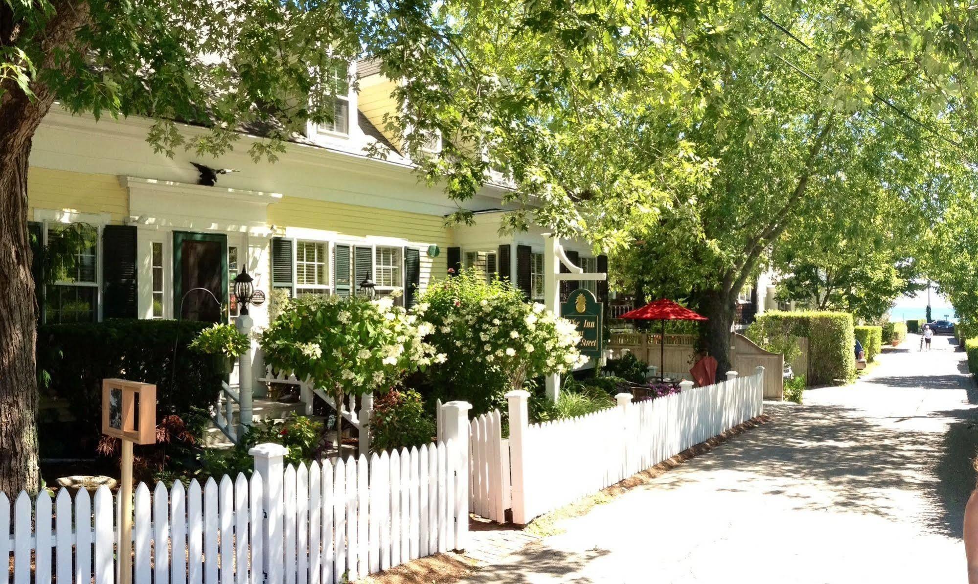 Inn At Cook Street Провинстаун Екстериор снимка